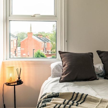 The Broadway Bath - 2 Bedrooms With Parking, Central Bath Luaran gambar